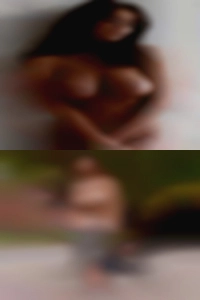 Mostly camming pussy girls showing there off for fun!
