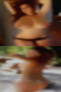 Woman swinger in Okeechobee clubs nude.